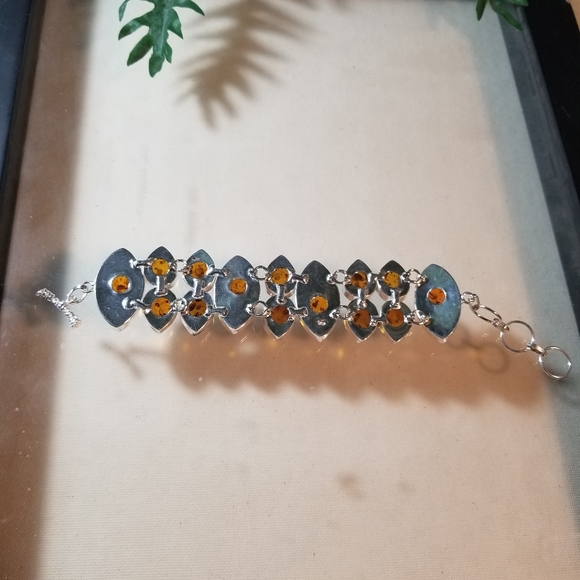 SPECTACULAR BRACELET NWOT - Picture 12 of 13